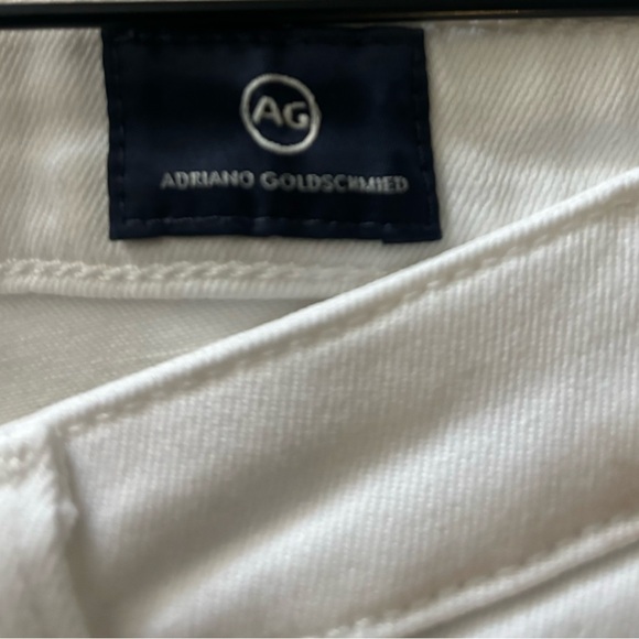 AG Adriano Goldschmied NWOT Women's Legging Ankle Jeans, in White. - Picture 8 of 12